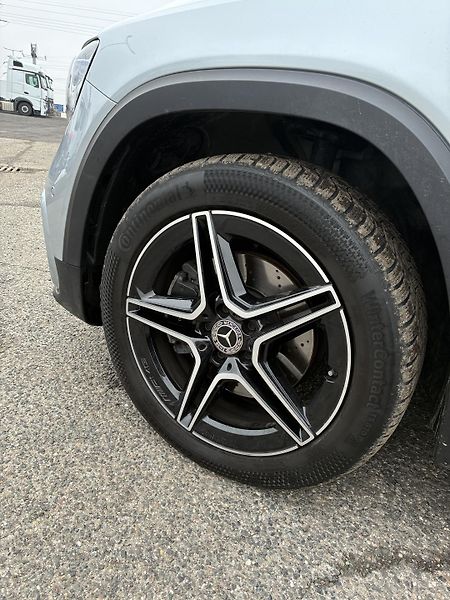 Mercedes-Benz GLB (2024) 200d 4MATIC - fotka 9 z 14