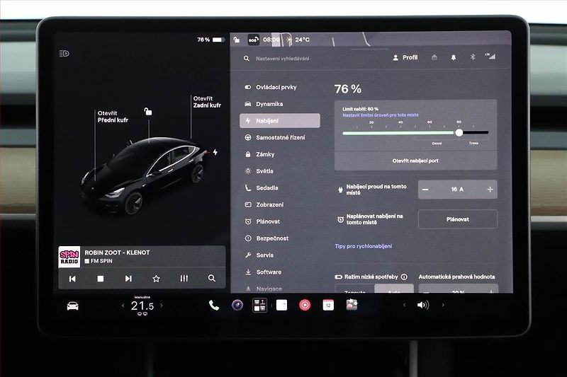 Tesla Model 3 (2019) Long Range 4WD 78kWh, SoH 82% - fotka 18 z 20