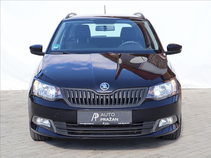 Škoda Fabia 1,2   TSi 66kW ParkPilot Klima - fotka 2 z 30