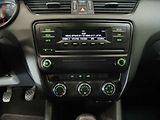 Škoda Octavia (2014) 1.6TDi, ČR, AC, park.asist - náhled 12