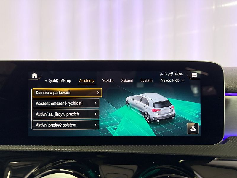 Mercedes-Benz Třídy A TURBO 4MATIC, BURMESTER, KEYLE - fotka 16 z 27