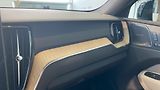 Volvo XC60 (2026) PLUS DARK, B5 AWD, 184+10 kW / - náhled 10