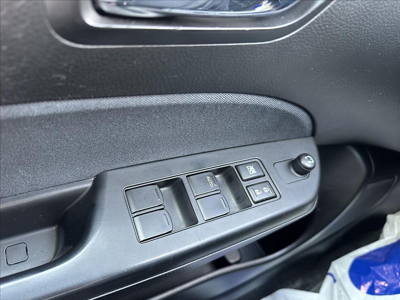 Suzuki Swift 1,2 4x4 - fotka 17 z 18