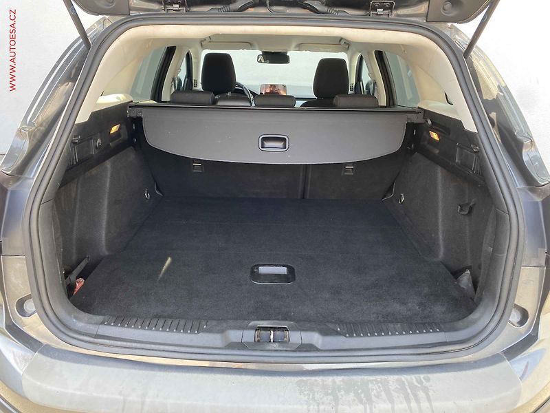 Ford Focus (2019) 1.0EB, Active, AT, LED, navi - fotka 7 z 19