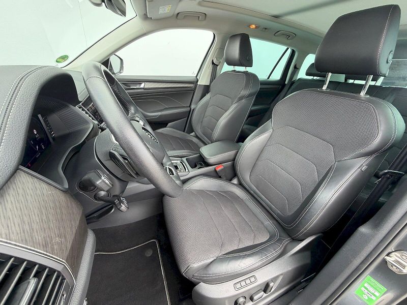 Škoda Kodiaq (2023) 2.0 TDI 110kW 4x4 DSG Style Pl - fotka 6 z 35