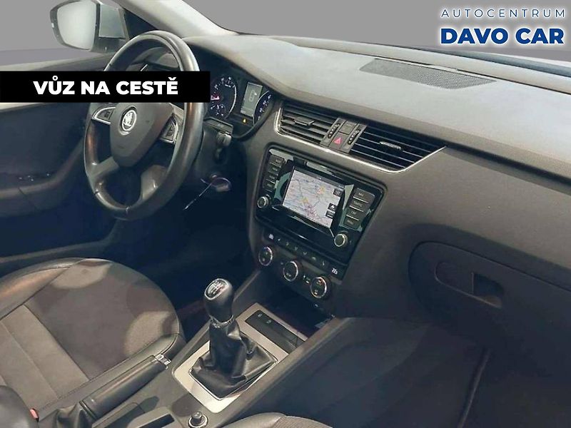 Škoda Octavia 1,4 TSI 103kW Elegance Serv.kn - fotka 5 z 12