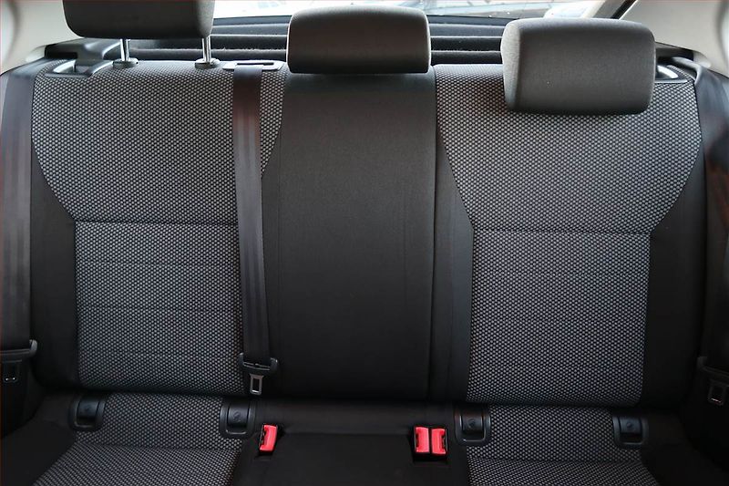 Škoda Octavia (2013) 1.6 TDI, Park. senzory - fotka 10 z 15