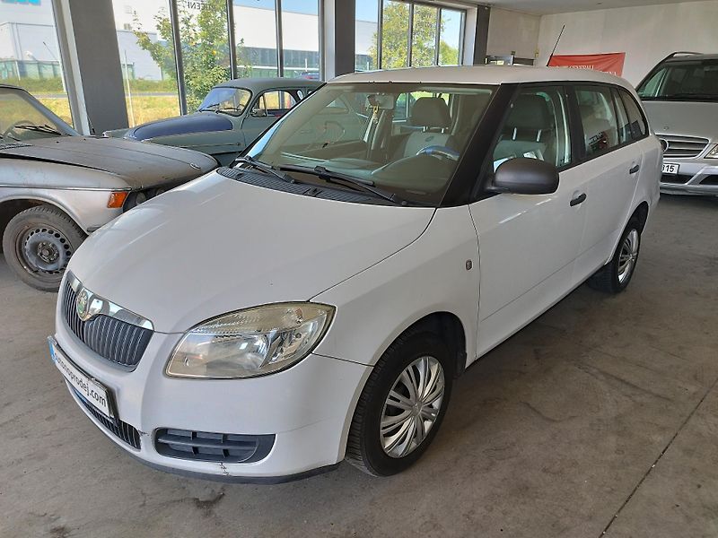 Škoda Fabia (2008) 1,2I,44KW,KLIMA,CD,NOVÁ STK - fotka 3 z 24