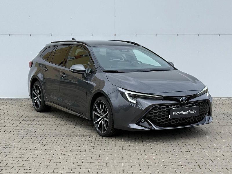 Toyota Corolla 1.8 HSD e-CVT GR Sport - fotka 6 z 28