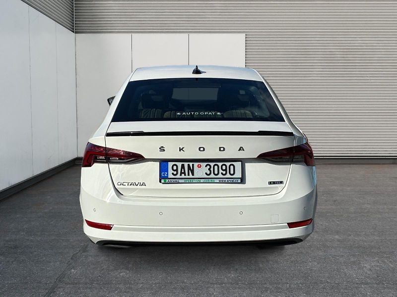Škoda Octavia (2022) STYLE 1.5e-TEC 110kW DSG CZ - fotka 5 z 11