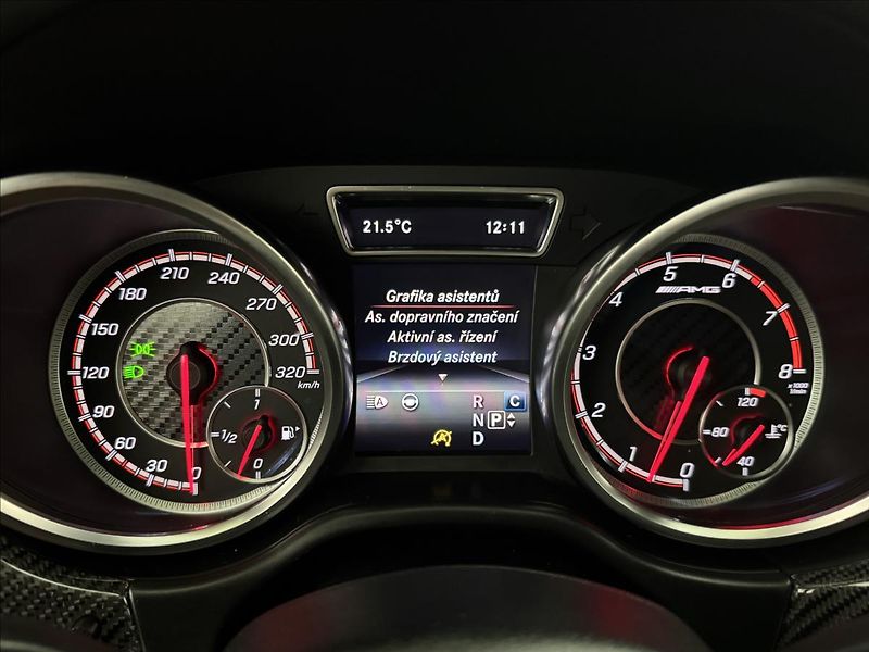 Mercedes-Benz GLS 5,5 63AMG DESIGNO NZTOP PANO - fotka 17 z 61