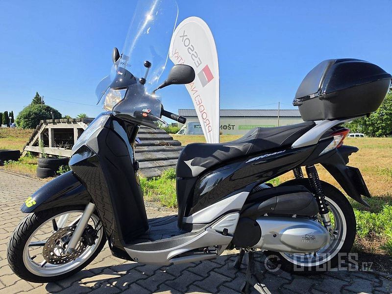 Honda SH 300i (2012) - fotka 12 z 16