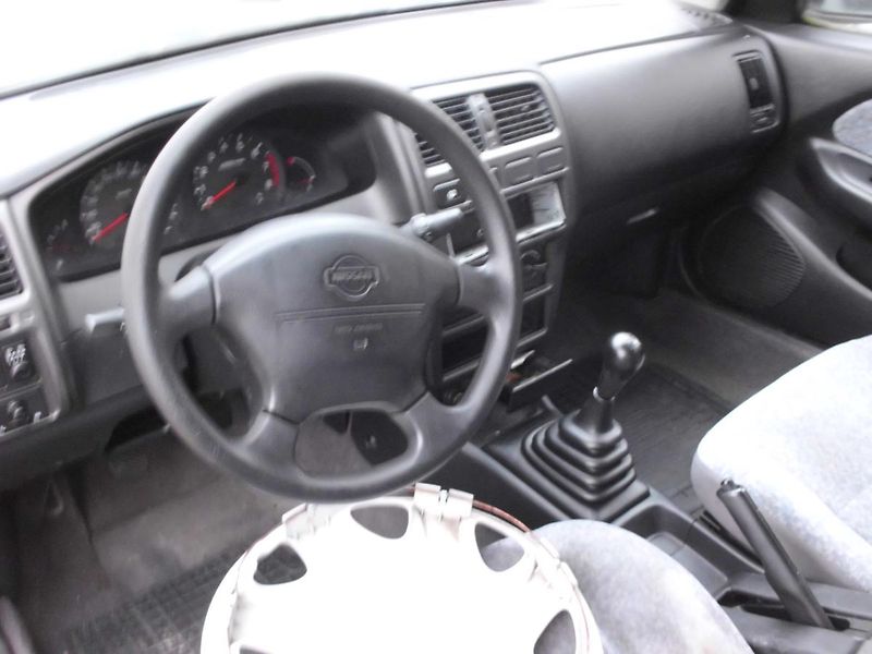 Nissan Almera (1998) VOLAT 602 696115 - fotka 5 z 8