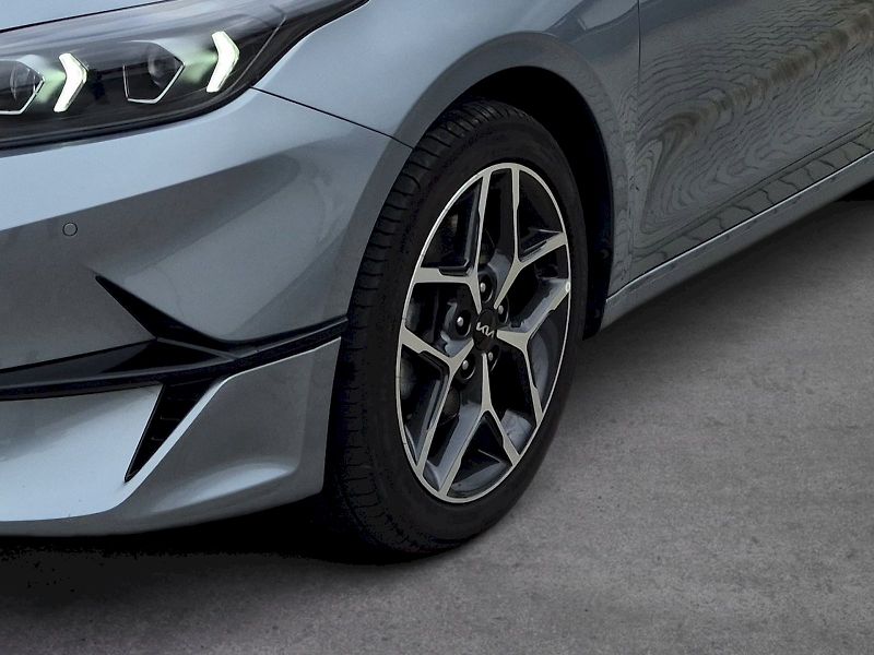 Kia Ceed (2025) SW TOP+Busines 1.5TGD-i 103kW - fotka 35 z 35