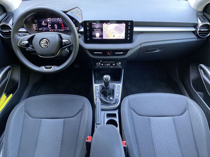 Škoda Fabia (2024) 1.0 TSI Top Selection - fotka 5 z 35