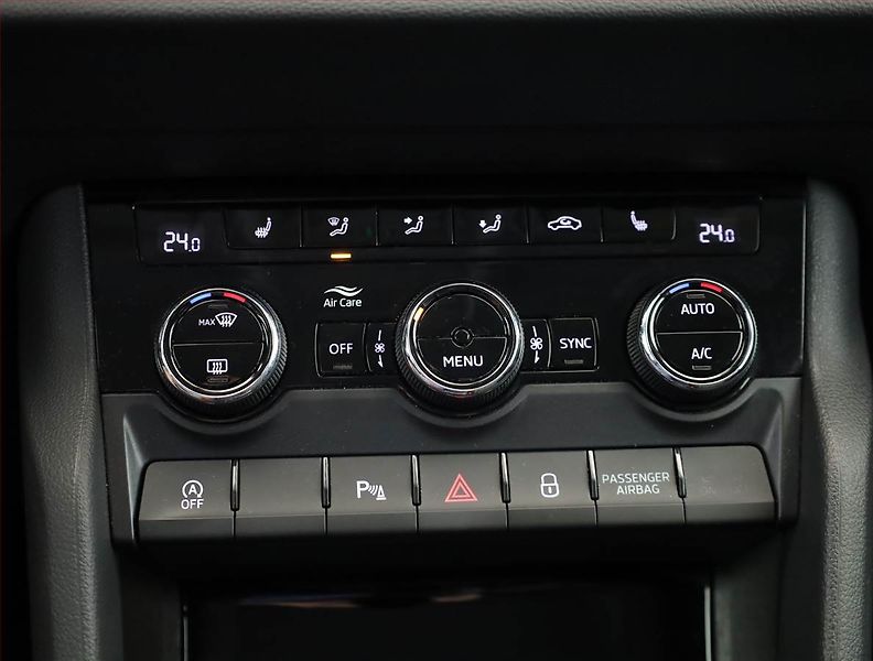 Škoda Karoq (2022) Style 2.0 TDI - fotka 13 z 19