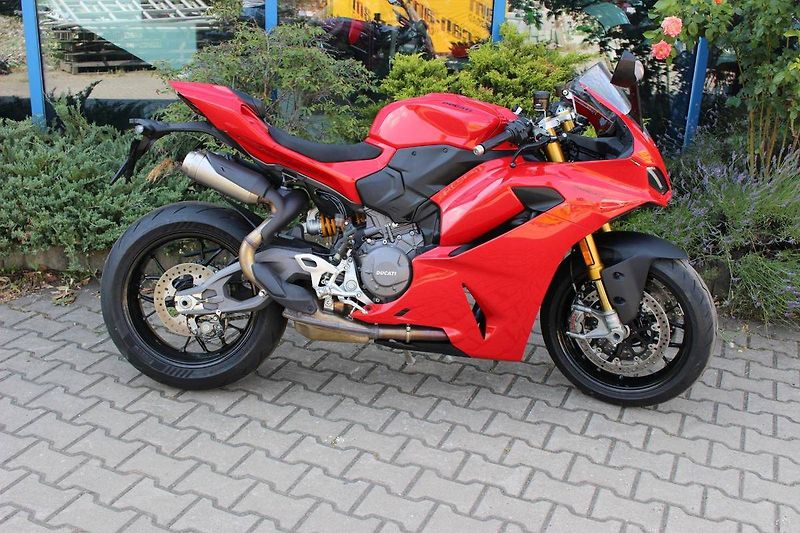 Ducati Panigale V2 (2025) Panigale V2S 896 2025 SKLADEM - fotka 3 z 10