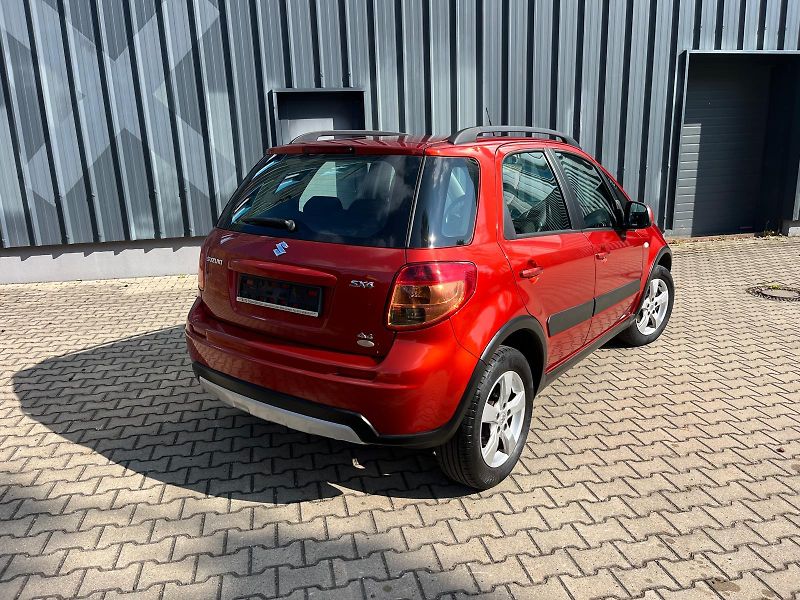 Suzuki SX4 1,6 VVT i-AWD /1.mj./servis.k. - fotka 4 z 13
