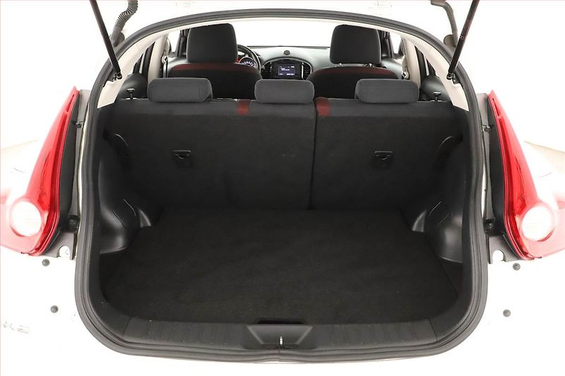 Nissan Juke (2012) 1.6 i, Automat, Navi, Tempomat - fotka 15 z 16