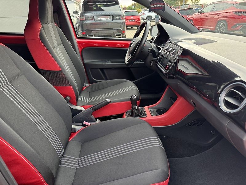 Škoda Citigo (2017) 1.0MPi Monte Carlo Bluetooth - fotka 19 z 48
