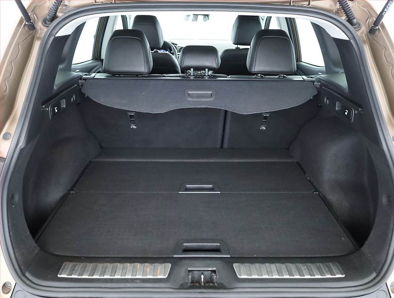 Renault Kadjar (2015) 1.6 dCi, 4X4, Serv.kniha - fotka 17 z 18