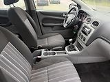 Ford Focus (2009) 1.6 td - náhled 38