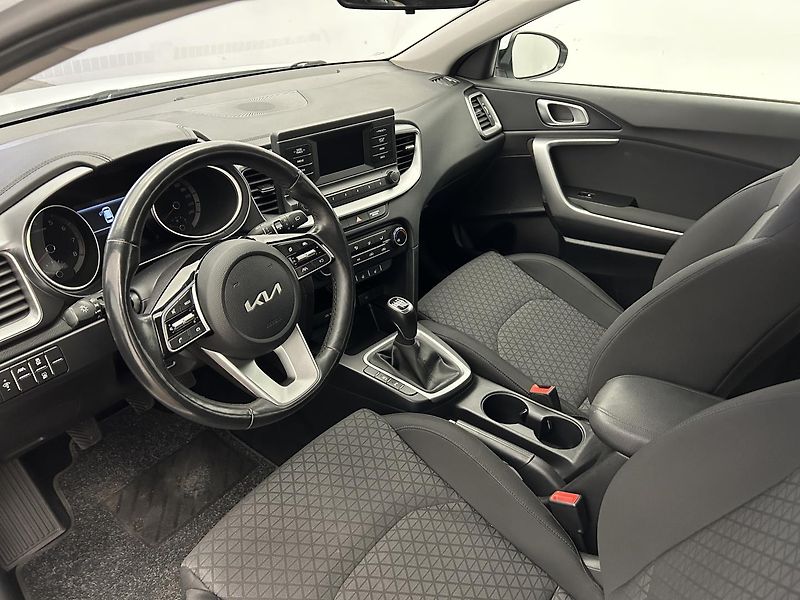 Kia Ceed 1.5 T-GDI Fresh - fotka 6 z 22