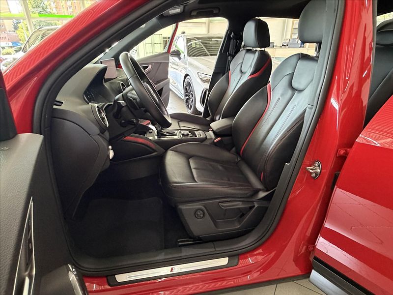 Audi Q2 2,0   140kW Quattro ATM - fotka 15 z 23
