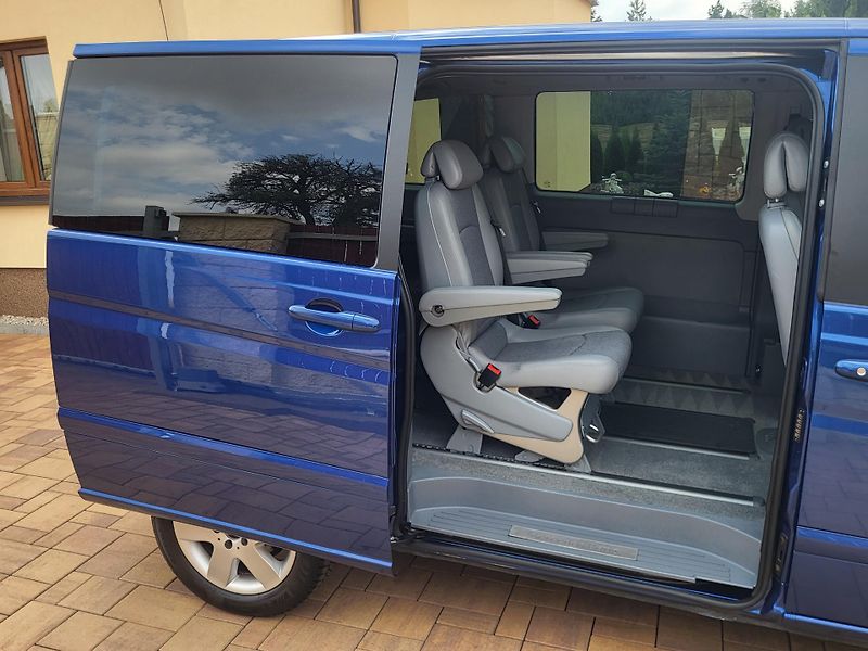 Mercedes-Benz Viano (2006) 2.2CDi 110kW 6-MÍST*PO SERVISU - fotka 22 z 35