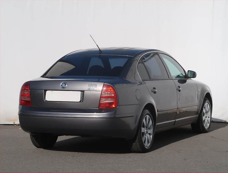 Škoda Superb (2003) Comfort 1.9 TDI, nová STK - fotka 5 z 18