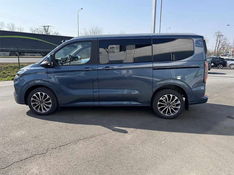 Ford Tourneo Custom (2025) Titanium X L1, Tourneo, 2.0 Ec - fotka 6 z 18