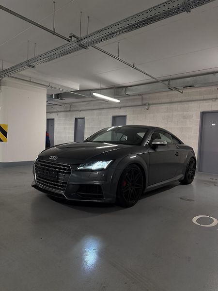 Audi TTS (2016) - fotka 1 z 31