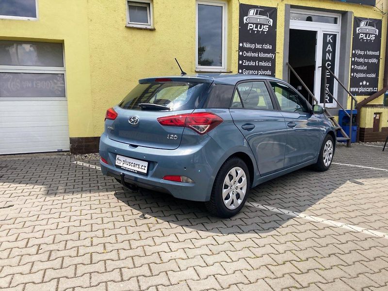 Hyundai i20 1,1CRDi (55kW)*TAŽNÉ ZAŘÍZENÍ* - fotka 2 z 17