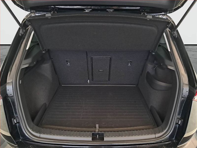 Škoda Karoq (2022) 2.0 TDI - fotka 14 z 21