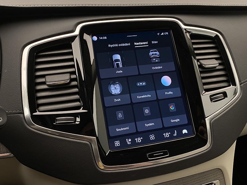 Volvo XC90 B5 AWD BRIGHT PLUS - fotka 51 z 66
