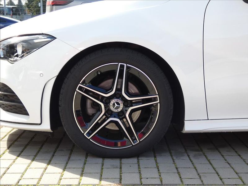 Mercedes-Benz CLA 2,0 200d 4M,1Maj, ČR, dph - fotka 9 z 35