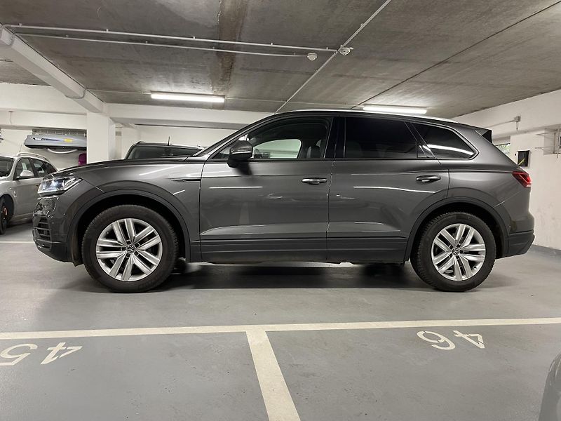 Volkswagen Touareg (2023) 3,0 TDI 170 kW  v zaruce - fotka 3 z 8
