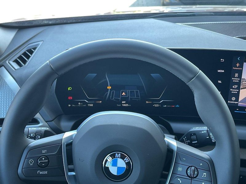 BMW Řada 1 120 M-Sport DrivAsist ParkAsis - fotka 12 z 18