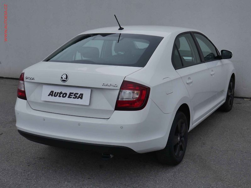 Škoda Rapid (2019) 1.0 TSI, ČR, Ambition - fotka 4 z 12