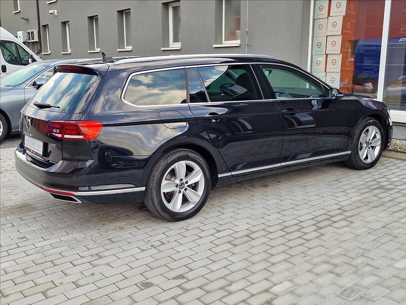 Volkswagen Passat 2.0TDI 147kW 4MOTION DSG Eleg - fotka 11 z 50