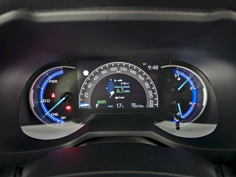 Toyota RAV4 (2021) 2.5HEV 4x4 222k JBL BLACK EDIT - fotka 11 z 34