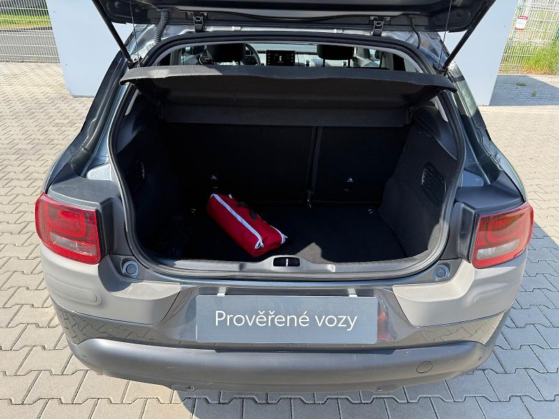 Citroën C4 Cactus 1.6 BlueHDi 73kW - fotka 10 z 27