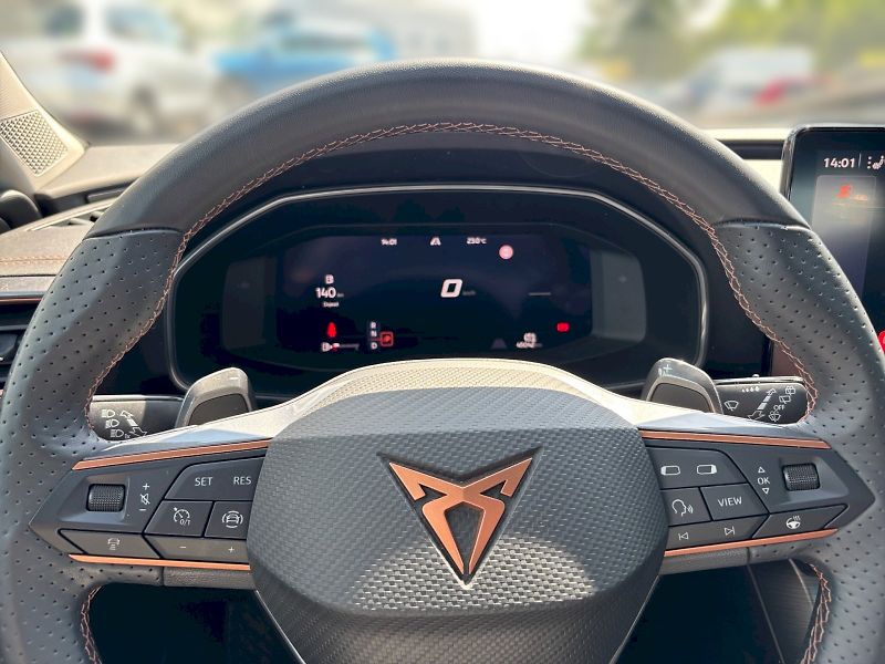 Cupra Formentor (2024) 1.5 TSI 150K DSG - fotka 18 z 30