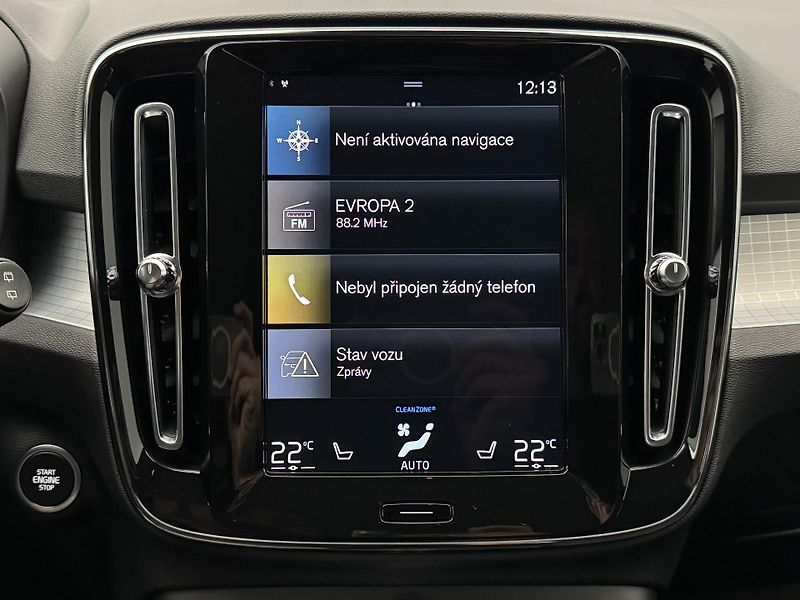 Volvo XC40 T3 MOMENTUM CZ 1.maj - fotka 23 z 31