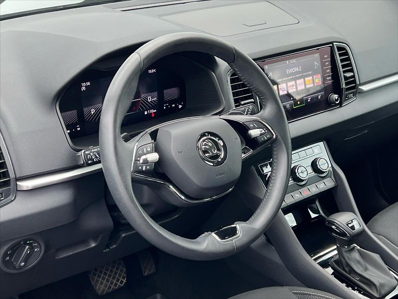 Škoda Karoq 1,5 TSi 110kW 7DSG AMBITION FR - fotka 10 z 27