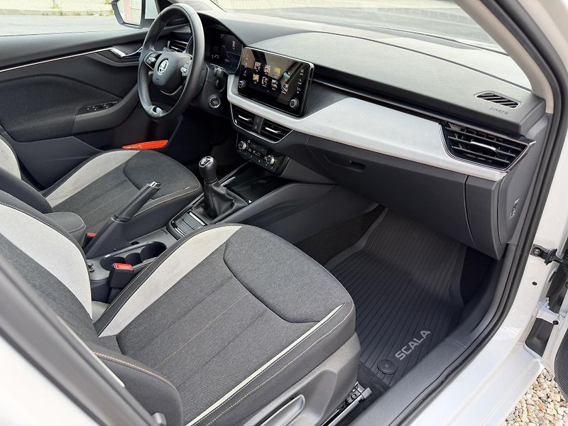 Škoda Scala 1,0 TSi/85kW Selection - fotka 58 z 75