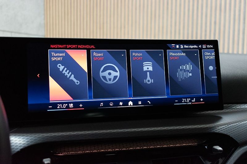 BMW Řada 3 320d xDrive ///M*ZÁRUKA*ČR 1.M - fotka 30 z 48