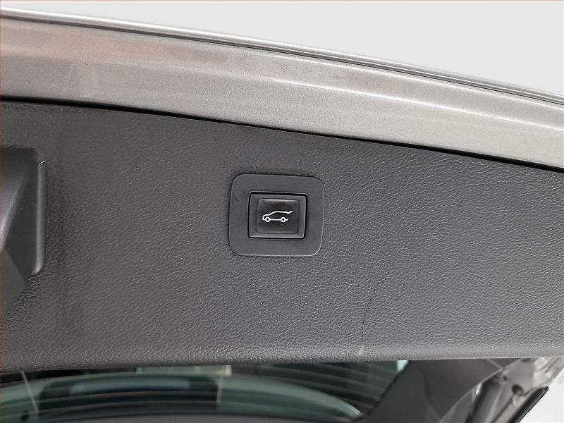 Opel Astra (2017) 1.4 T, Automat, Serv.kniha - fotka 16 z 18