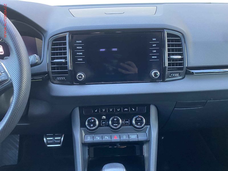 Škoda Karoq (2020) 1.5 TSi, ČR, SportLine, DSG - fotka 12 z 20