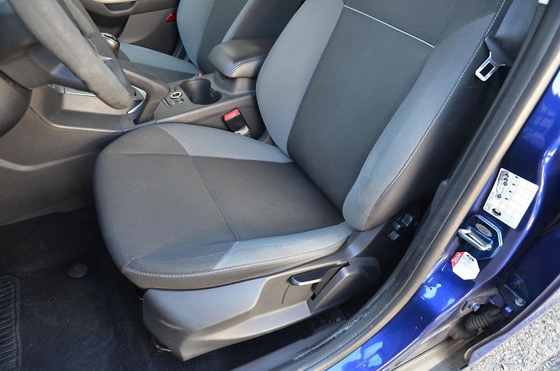Ford Focus (2014) 1.0 EB 74kW TREND 2x kola - fotka 15 z 35